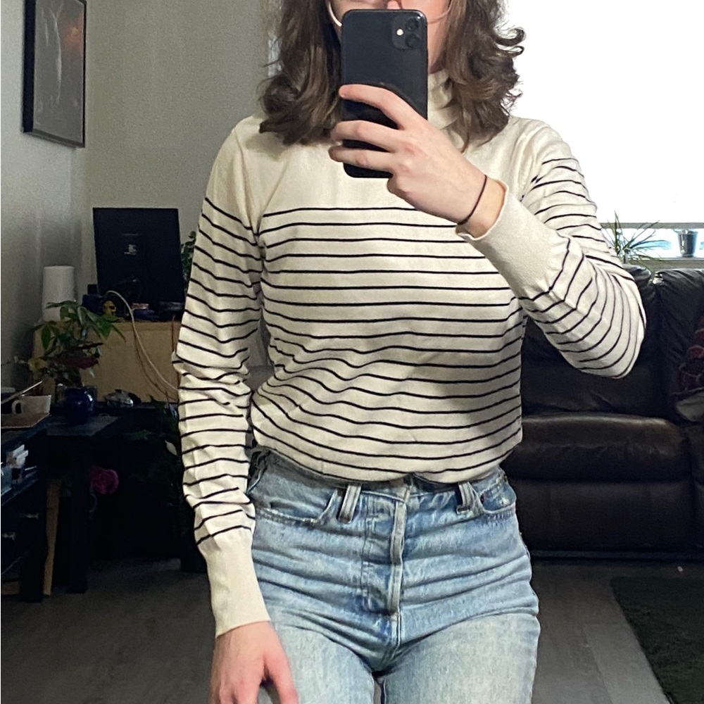Striped turtle neck - Picture 2 of 2